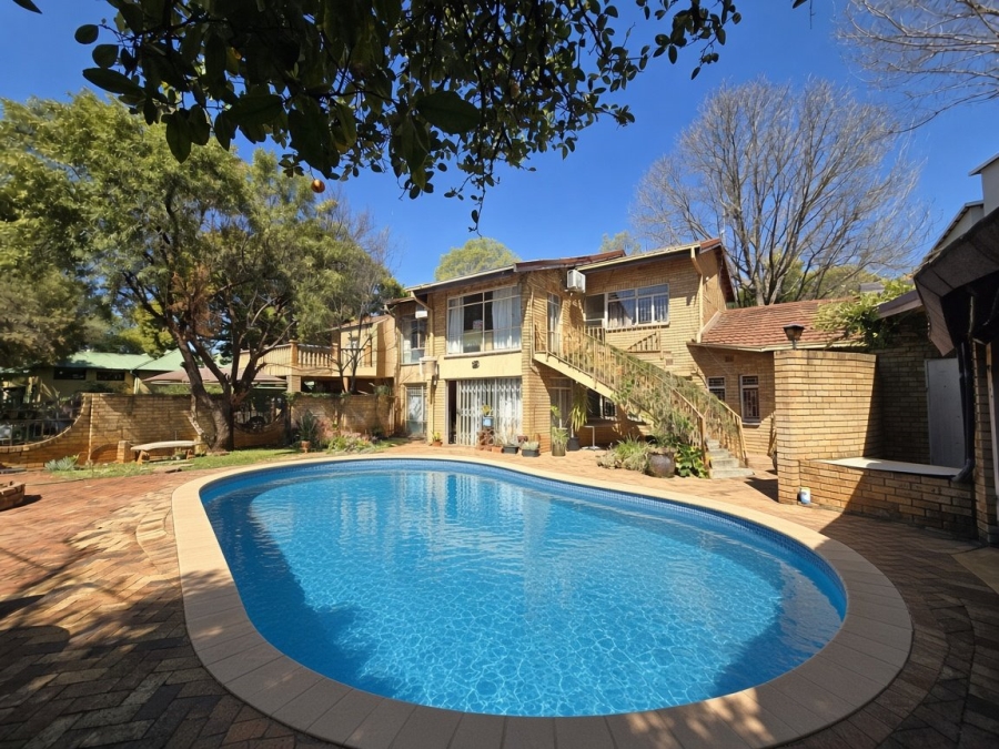  Bedroom Property for Sale in Bult North North West